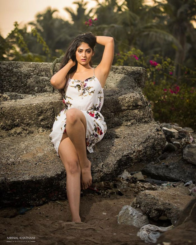 Pallak Lalwani Instagram Pics